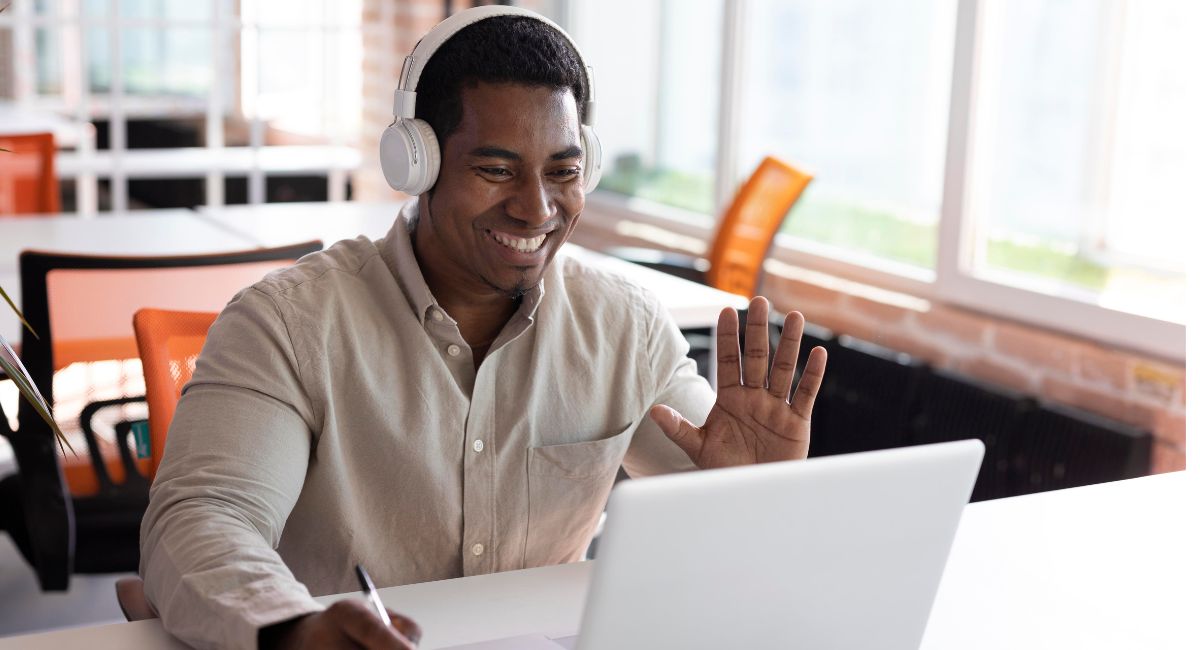 Educação digital como estratégia de intercooperação