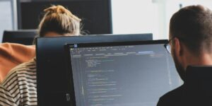 Como a tecnologia transformou o mundo e continua moldando o futuro